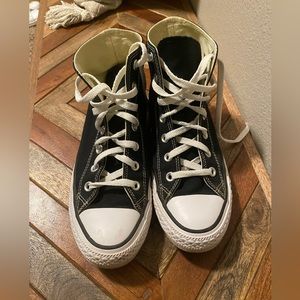 size 8 high top chuck black converse